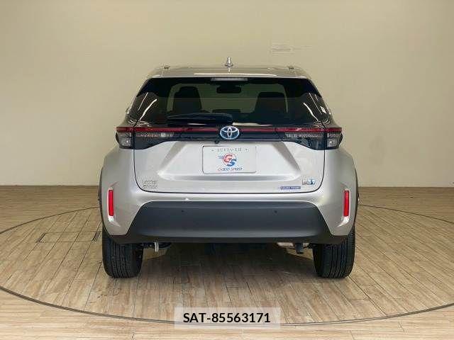 Toyota YARIS CROSS 2020-12 8486339-14