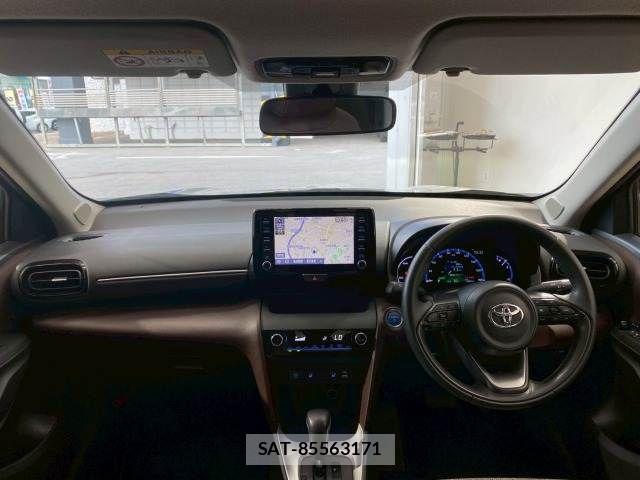 Toyota YARIS CROSS 2020-12 8486339-2