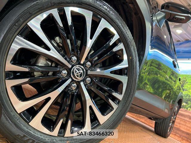 Toyota YARIS CROSS 2024-10 8528469-12