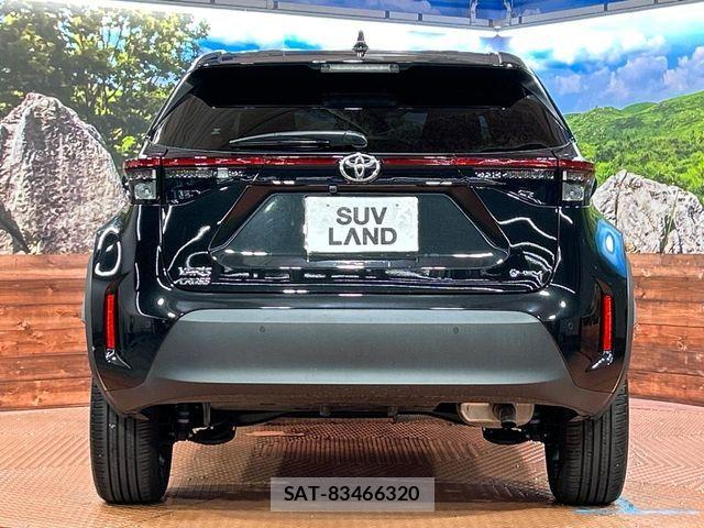 Toyota YARIS CROSS 2024-10 8528469-14