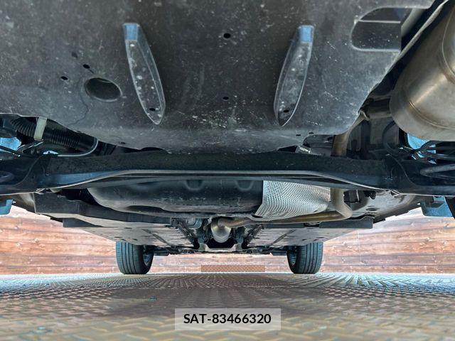 Toyota YARIS CROSS 2024-10 8528469-18
