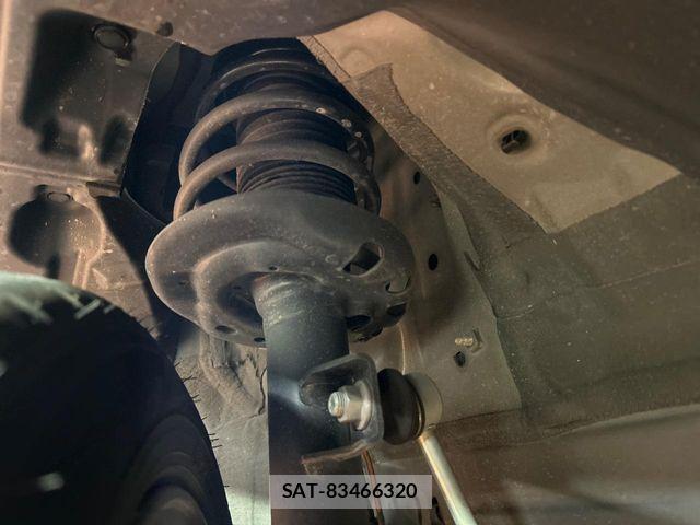 Toyota YARIS CROSS 2024-10 8528469-19