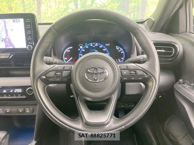 Toyota YARIS CROSS 2023-10 8528484-10