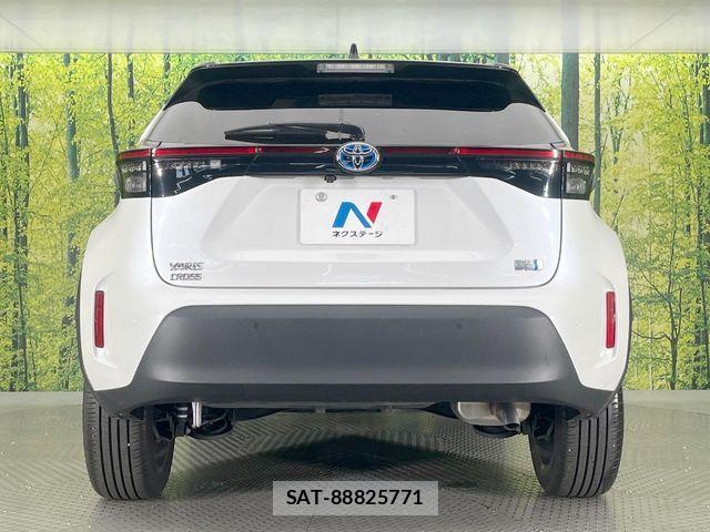 Toyota YARIS CROSS 2023-10 8528484-14