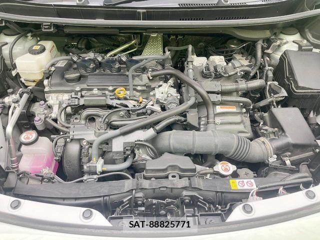 Toyota YARIS CROSS 2023-10 8528484-17