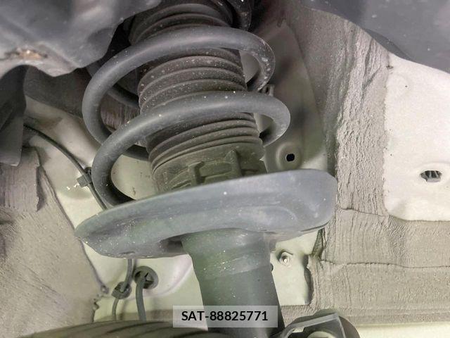Toyota YARIS CROSS 2023-10 8528484-19