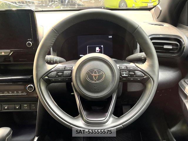 Toyota YARIS CROSS 2025-09 8528468-10