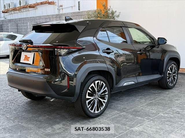 Toyota YARIS CROSS 2023-06 8564235-14