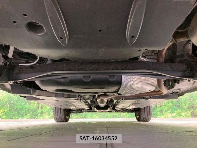 Toyota YARIS CROSS 2024-12 8564230-18