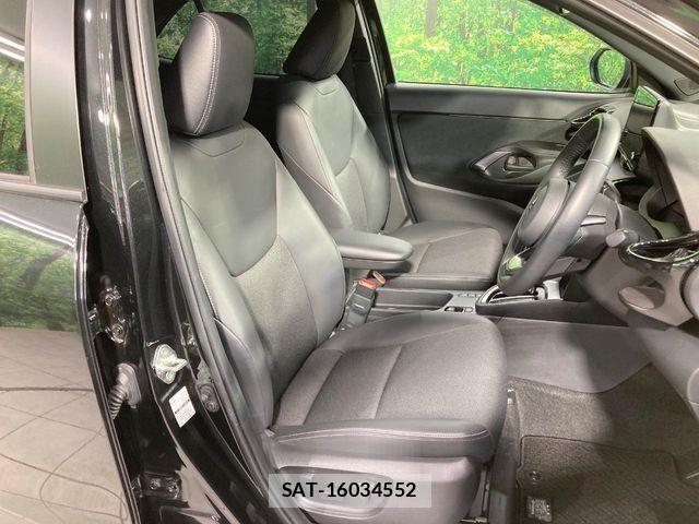 Toyota YARIS CROSS 2024-12 8564230-7