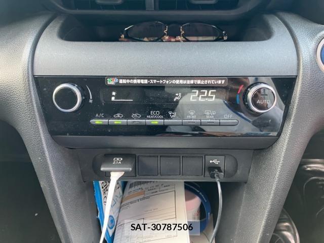 Toyota YARIS CROSS 2021-02 8564239-15