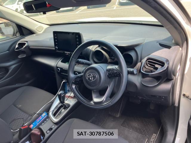 Toyota YARIS CROSS 2021-02 8564239-8