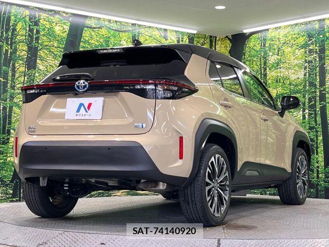 Toyota YARIS CROSS 2022-07 8564238-16