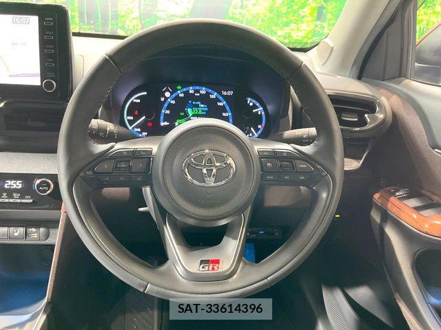 Toyota YARIS CROSS 2022-01 8564236-10