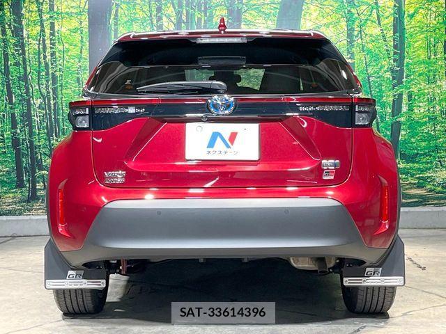 Toyota YARIS CROSS 2022-01 8564236-14