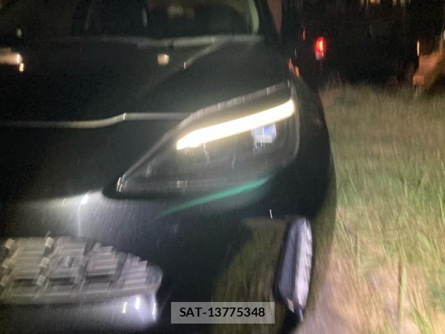 Toyota YARIS CROSS 2023-01 8564237-11