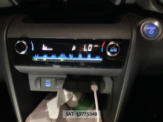 Toyota YARIS CROSS 2023-01 8564237-22