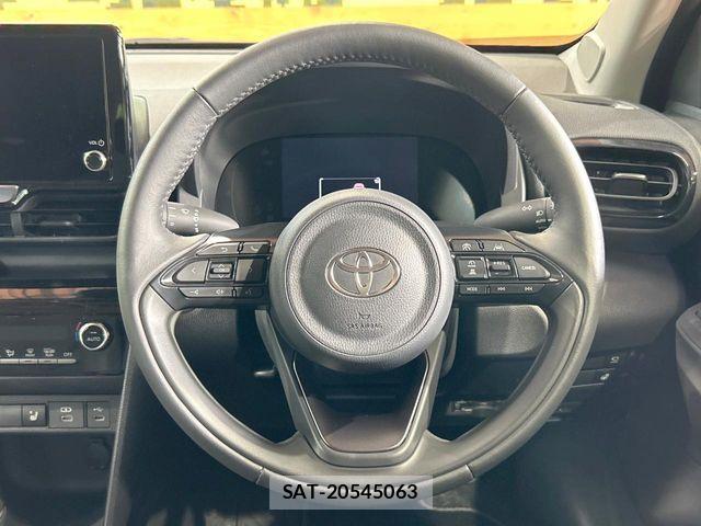 Toyota YARIS CROSS 2025-08 8564232-10