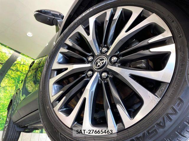 Toyota YARIS CROSS 2021-09 8564233-12