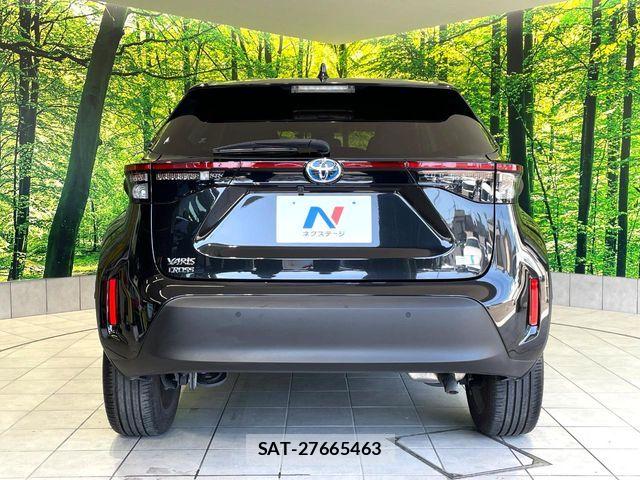 Toyota YARIS CROSS 2021-09 8564233-14