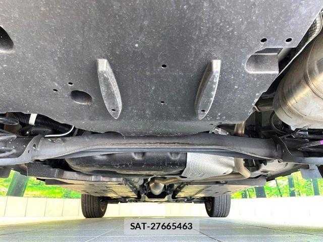 Toyota YARIS CROSS 2021-09 8564233-18