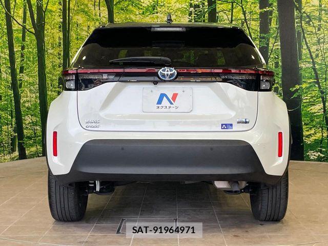 Toyota YARIS CROSS 2021-11 8564234-14
