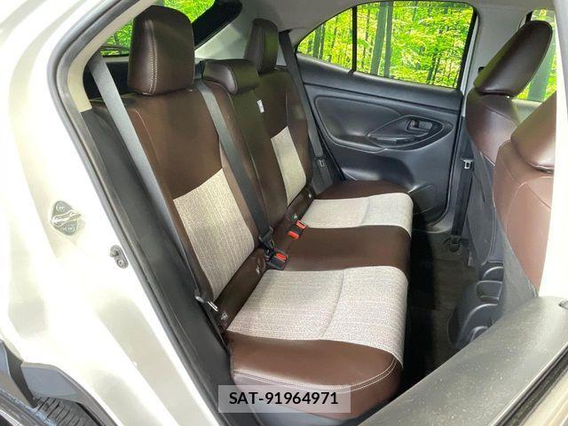 Toyota YARIS CROSS 2021-11 8564234-8