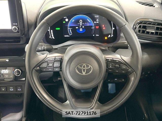 Toyota YARIS CROSS 2024-10 8564231-10