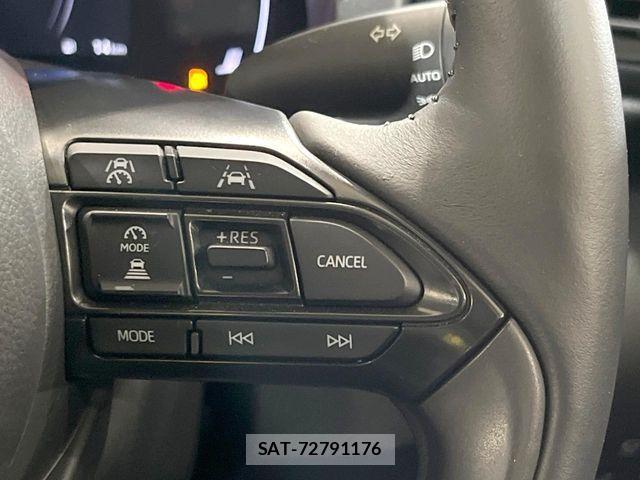 Toyota YARIS CROSS 2024-10 8564231-4