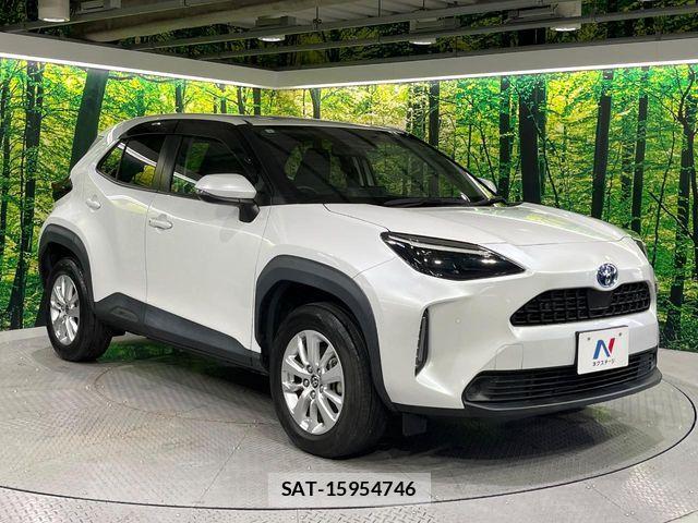 Toyota YARIS CROSS 2023-03 8630024-15