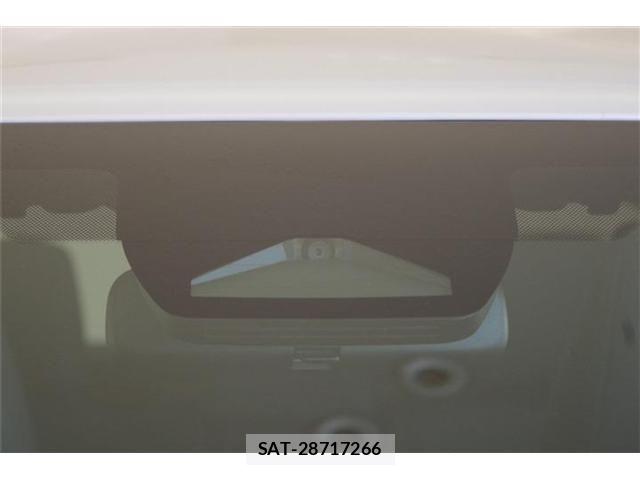 Toyota YARIS CROSS 2024-12 8630013-11
