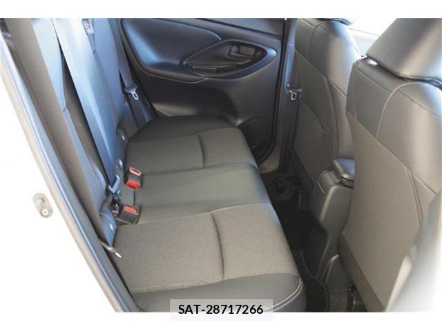 Toyota YARIS CROSS 2024-12 8630013-15