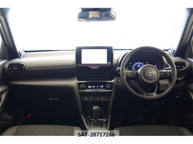 Toyota YARIS CROSS 2024-12 8630013-1