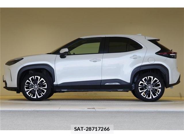 Toyota YARIS CROSS 2024-12 8630013-19