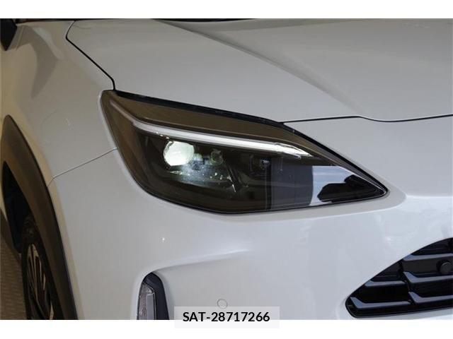 Toyota YARIS CROSS 2024-12 8630013-26
