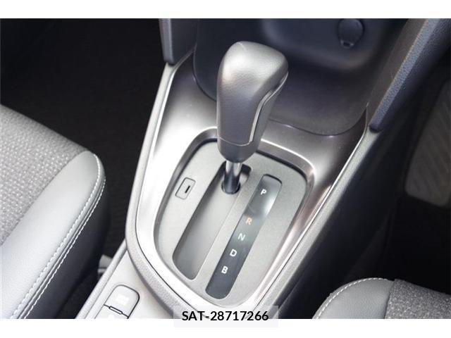 Toyota YARIS CROSS 2024-12 8630013-8
