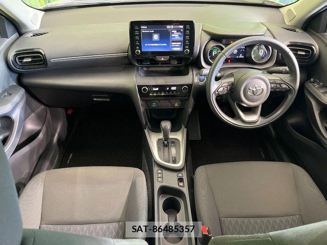 Toyota YARIS CROSS 2023-12 8630020-1
