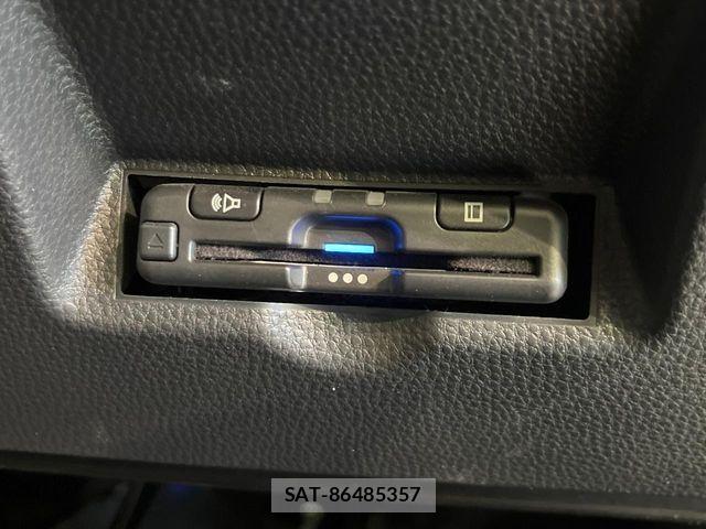Toyota YARIS CROSS 2023-12 8630020-6