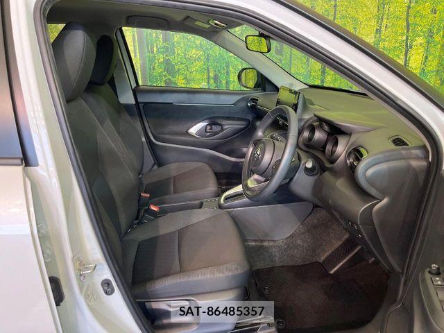 Toyota YARIS CROSS 2023-12 8630020-8