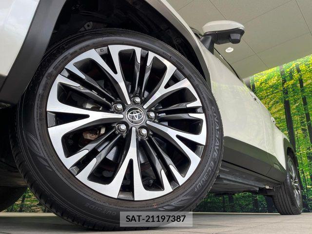 Toyota YARIS CROSS 2021-08 8630014-12