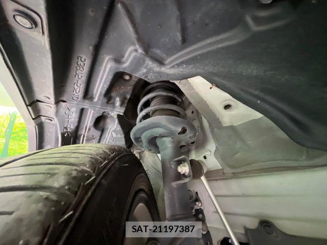 Toyota YARIS CROSS 2021-08 8630014-19