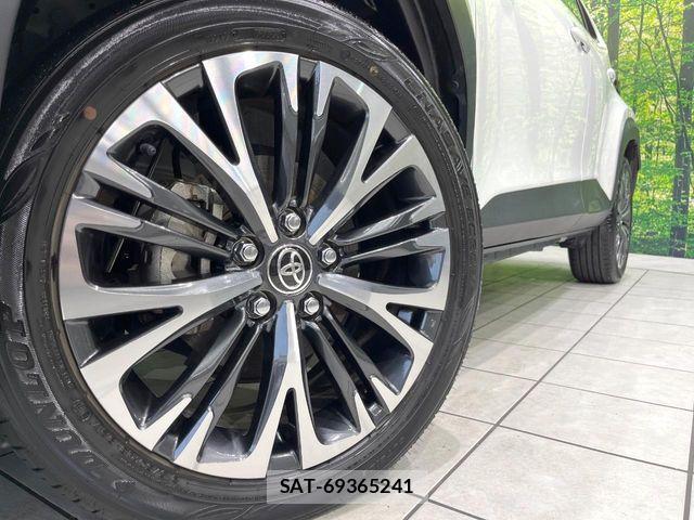 Toyota YARIS CROSS 2023-08 8630011-12