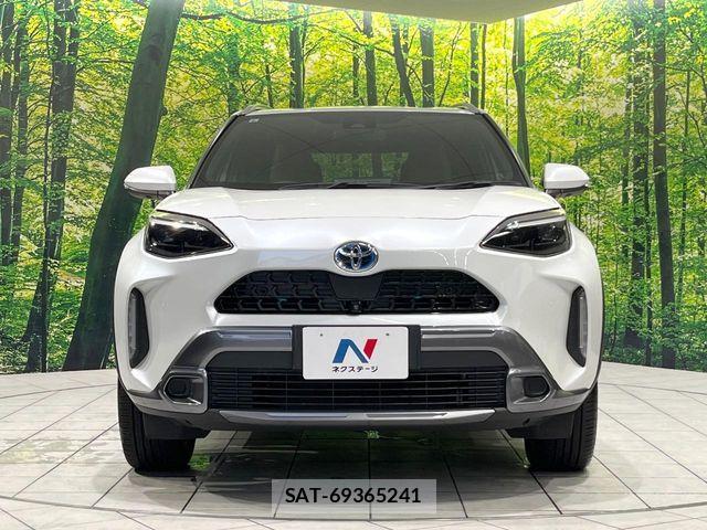 Toyota YARIS CROSS 2023-08 8630011-13