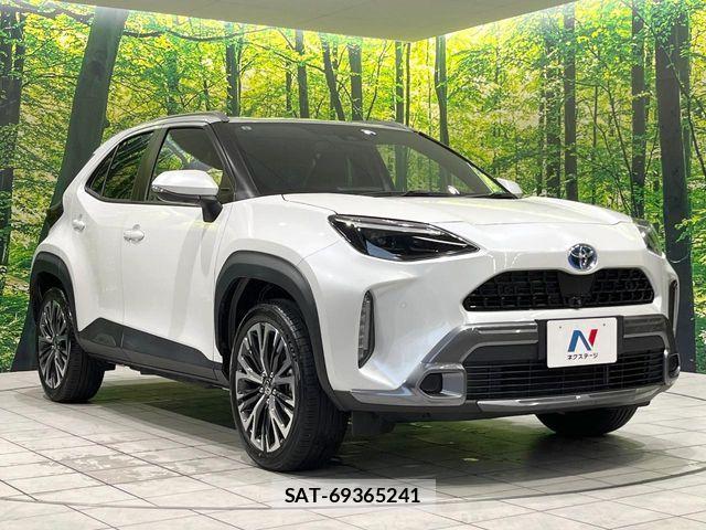 Toyota YARIS CROSS 2023-08 8630011-15