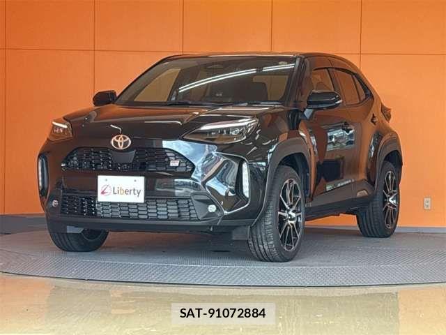 Toyota YARIS CROSS 2025-11 8630007-16