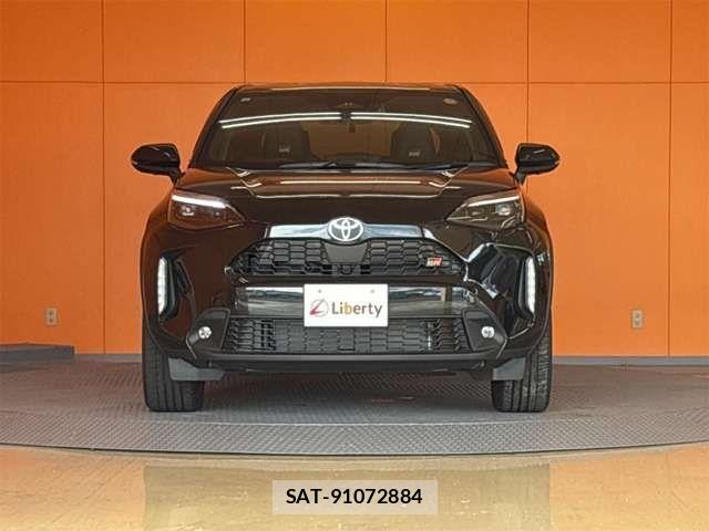 Toyota YARIS CROSS 2025-11 8630007-17