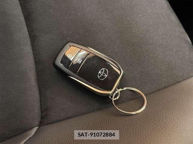Toyota YARIS CROSS 2025-11 8630007-6