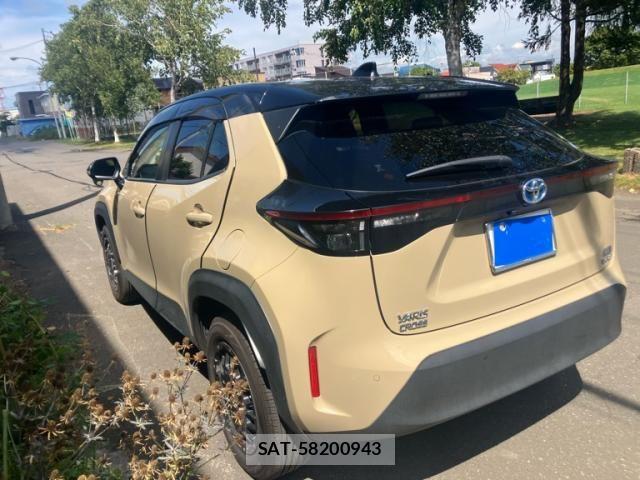 Toyota YARIS CROSS 2020-12 8630028-10