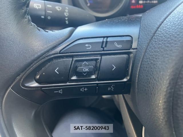 Toyota YARIS CROSS 2020-12 8630028-22