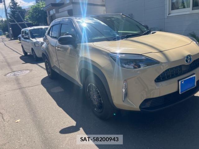 Toyota YARIS CROSS 2020-12 8630028-2